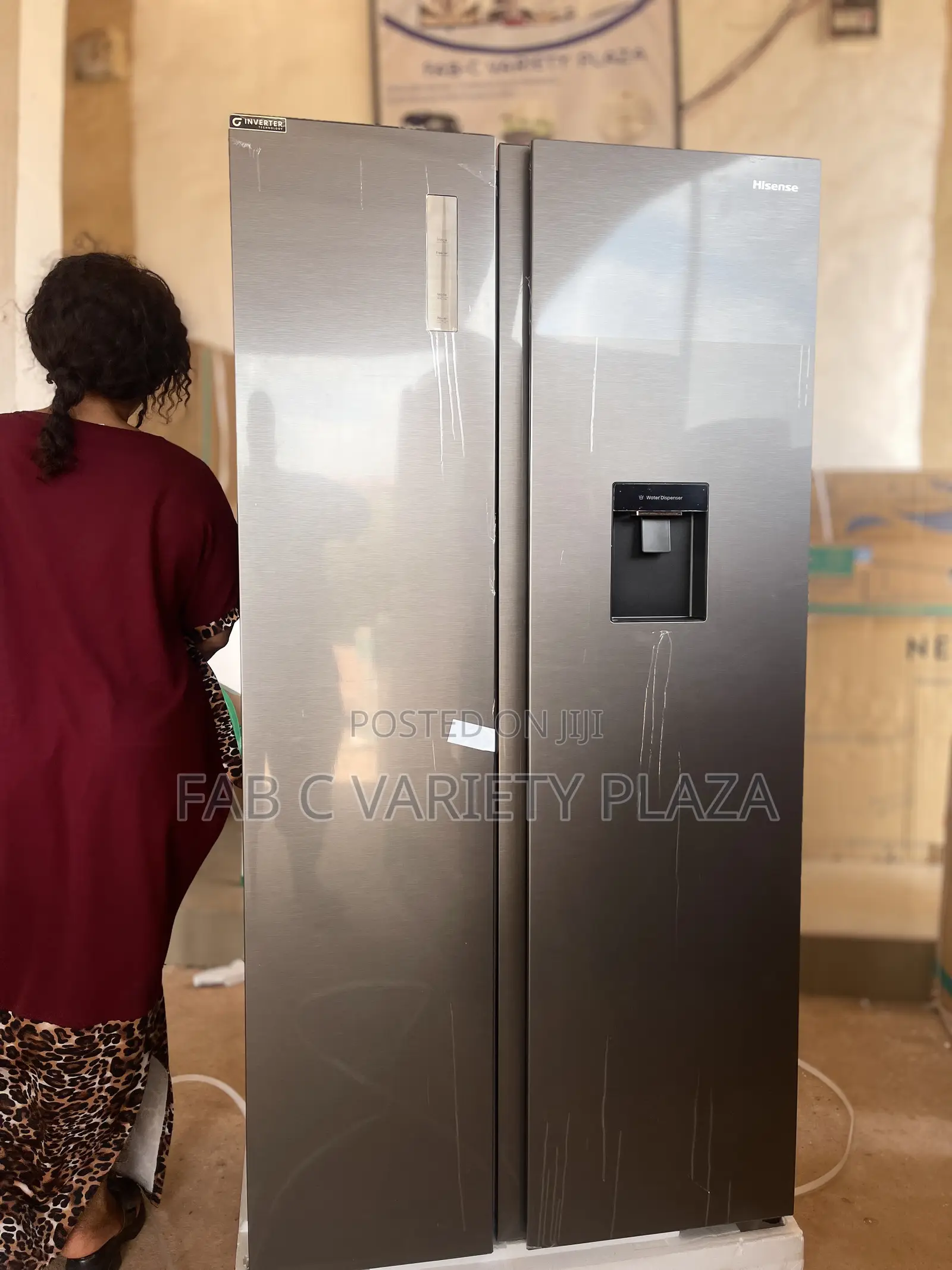 Side by Side Inverter Hisense Refrigerator With a Water Dispenser!!