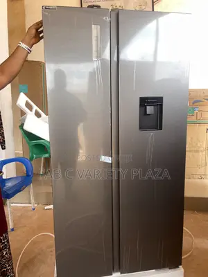 Side by Side Inverter Hisense Refrigerator With a Water Dispenser!!