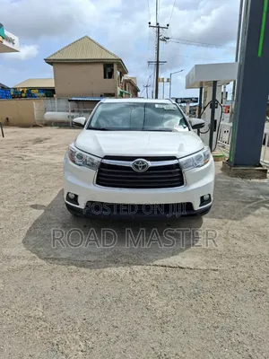 Toyota Highlander Limited 4dr SUV (3.5L 6cyl 6A) 2014 White