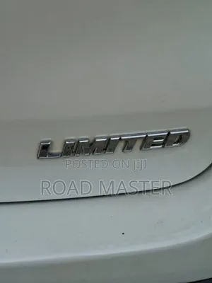 Toyota Highlander Limited 4dr SUV (3.5L 6cyl 6A) 2014 White