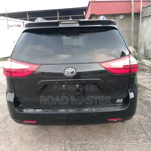 Toyota Sienna 2019 Black