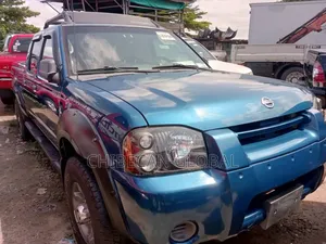 Nissan Pickup Truck 4x4 Tokunbo Petrol 4 Tyres