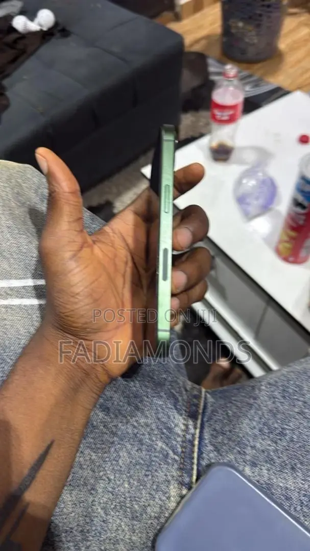 Apple iPhone 13 128 GB Green