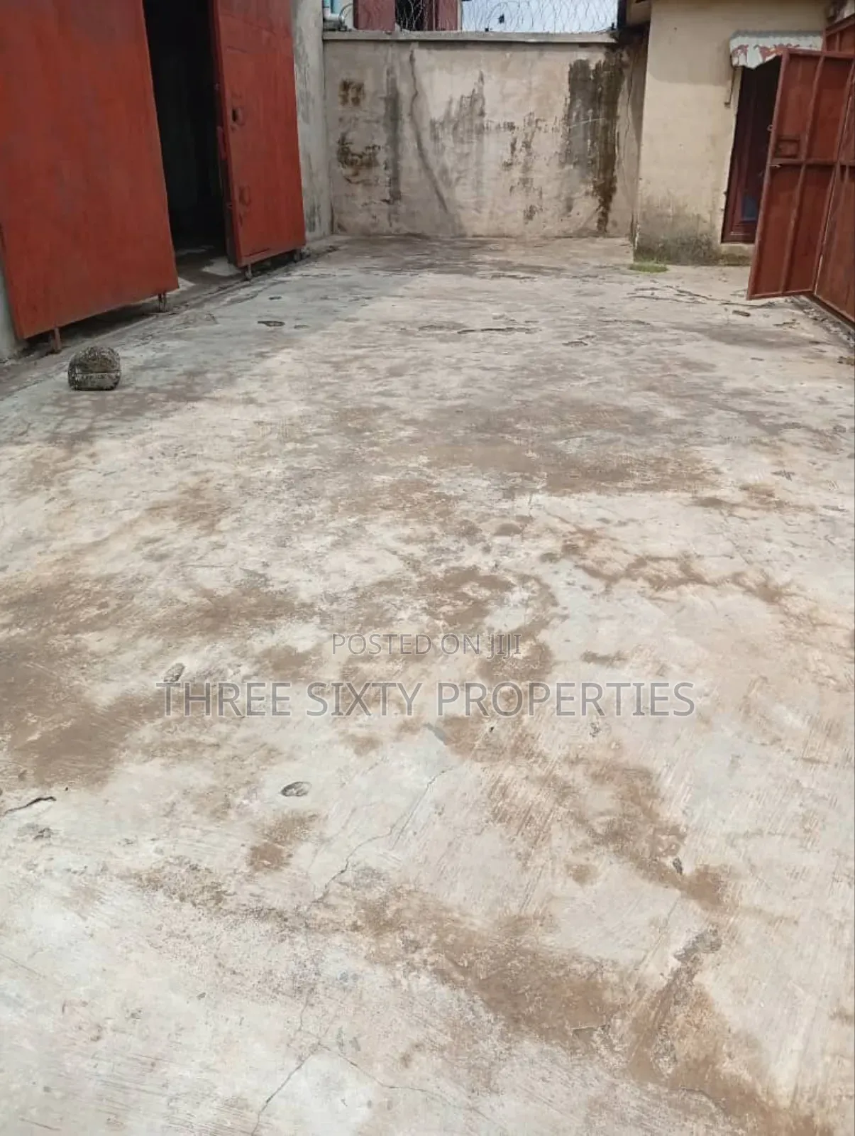 500sqm Warehouse Exclusive Compound