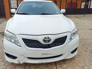 Toyota Camry 2010 White