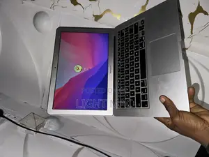 Laptop Apple MacBook Air 2017 8GB Intel Core I5 SSD 128GB