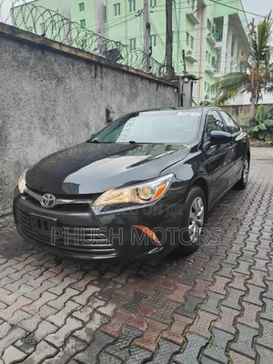 Toyota Camry LE 4dr Sedan (2.5L 4cyl 6A) 2016 Green