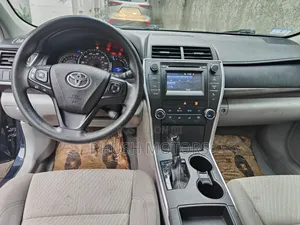 Toyota Camry LE 4dr Sedan (2.5L 4cyl 6A) 2016 Green