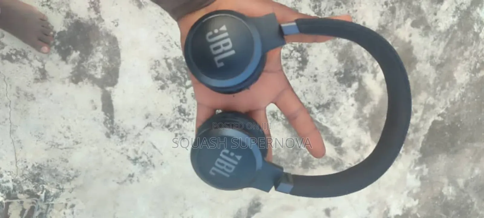 JBL Live 460nc