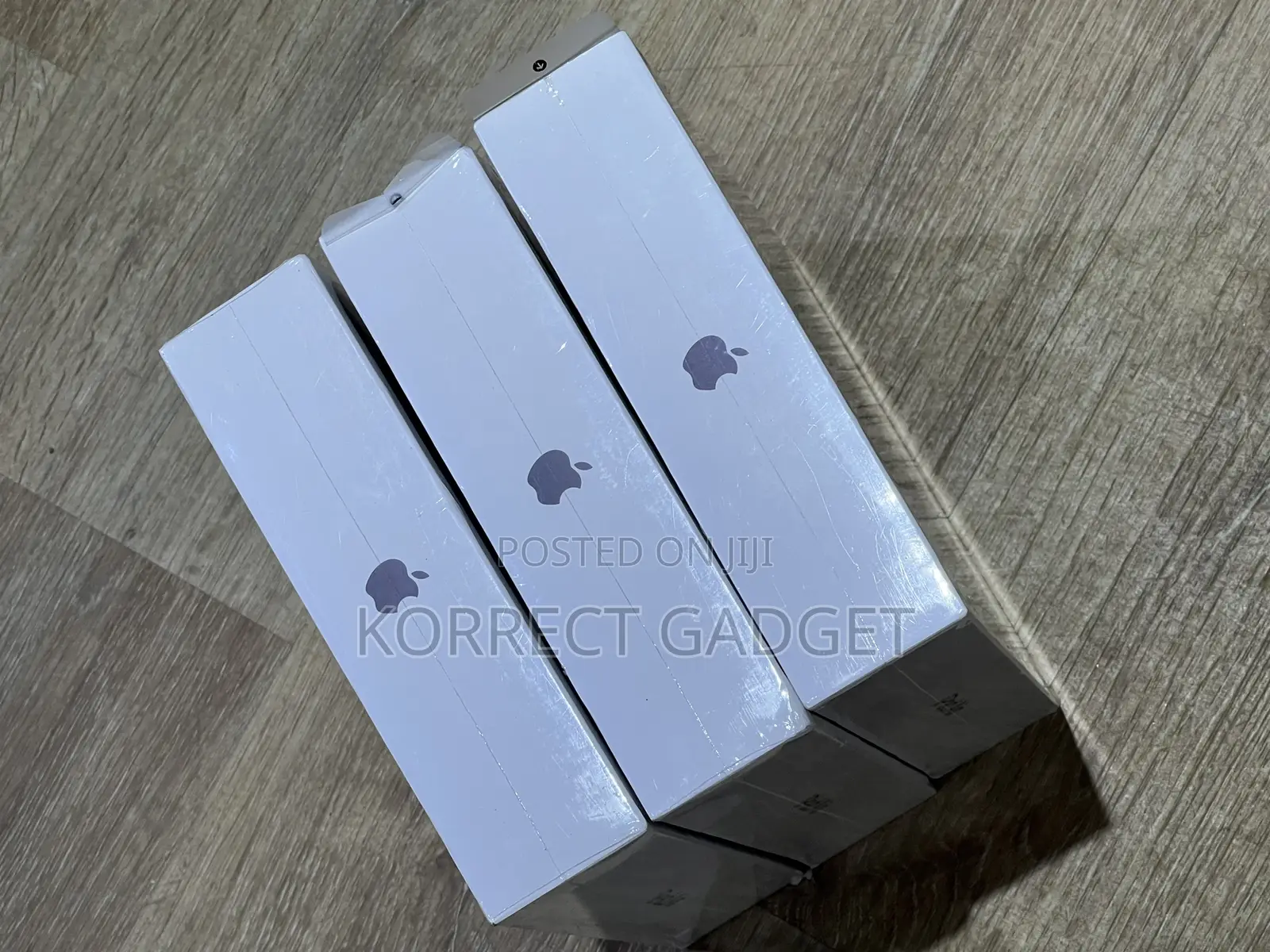 New Apple iPad Air 64 GB Gray