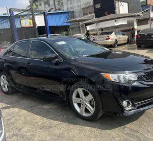 Toyota Camry SE 4dr Sedan (2.5L 4cyl 6A) 2014 Black
