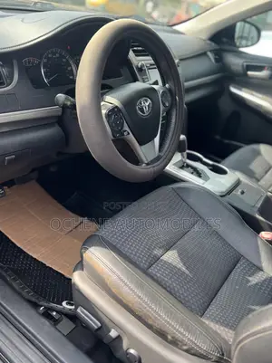 Toyota Camry SE 4dr Sedan (2.5L 4cyl 6A) 2014 Black