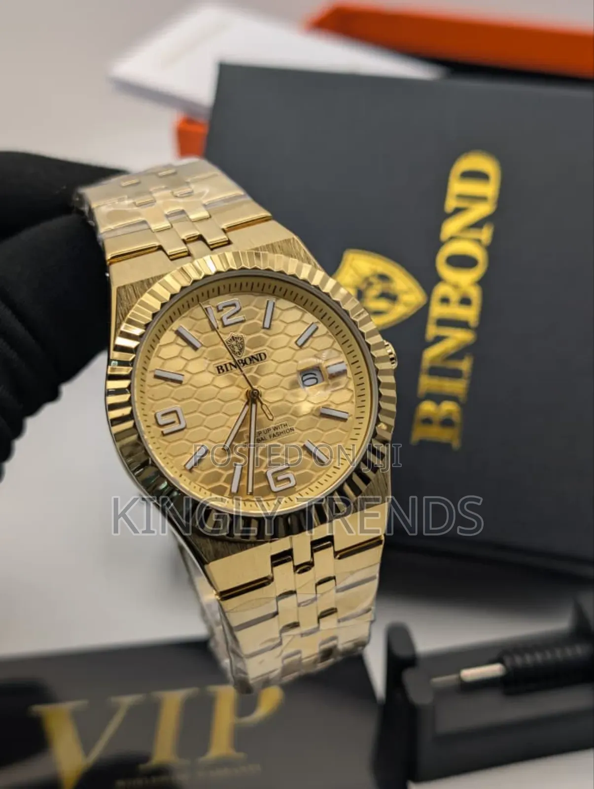 Binbond
Quality Wristwatch