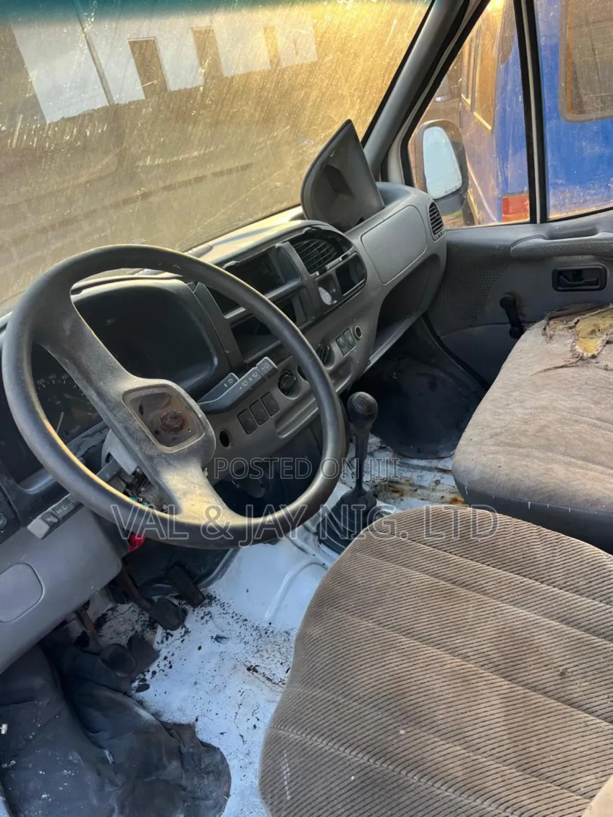 Ford Transit 2001 White