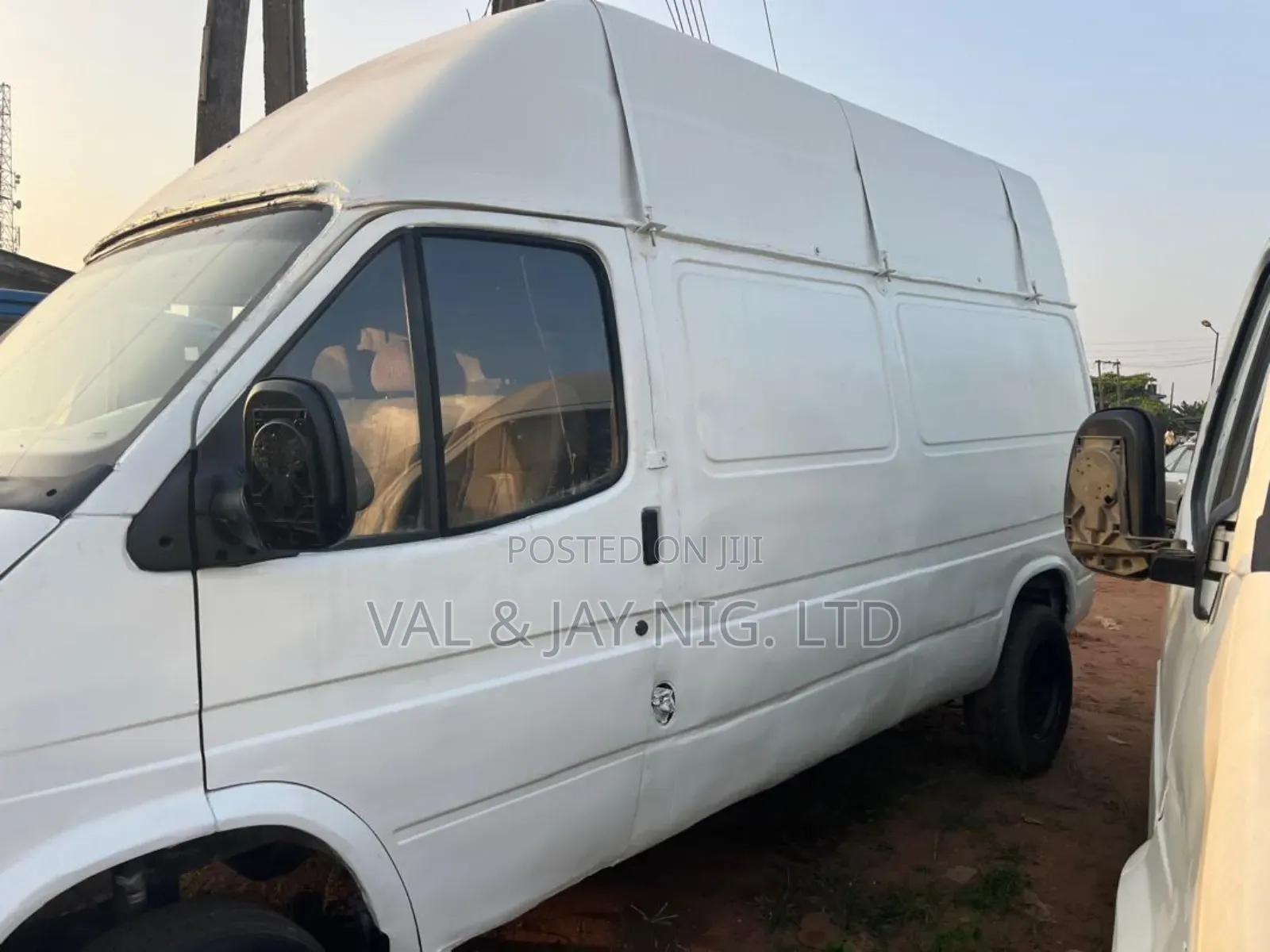 Ford Transit 2001 White