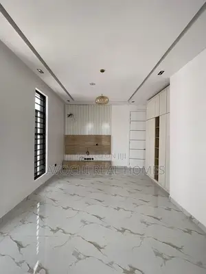 5bdrm Duplex in Osapa London for sale