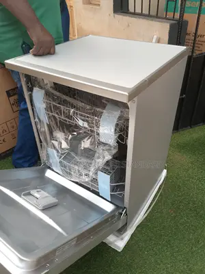 Maxi Dishwasher – New, Top Condition