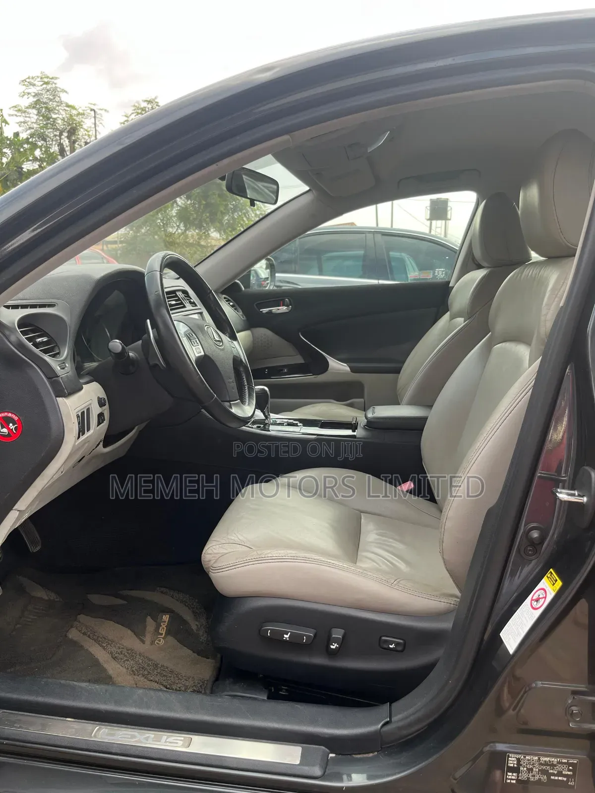Lexus IS 2010 Gray