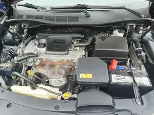 Toyota Camry XLE 4dr Sedan (2.5L 4cyl 6A) 2012 Blue