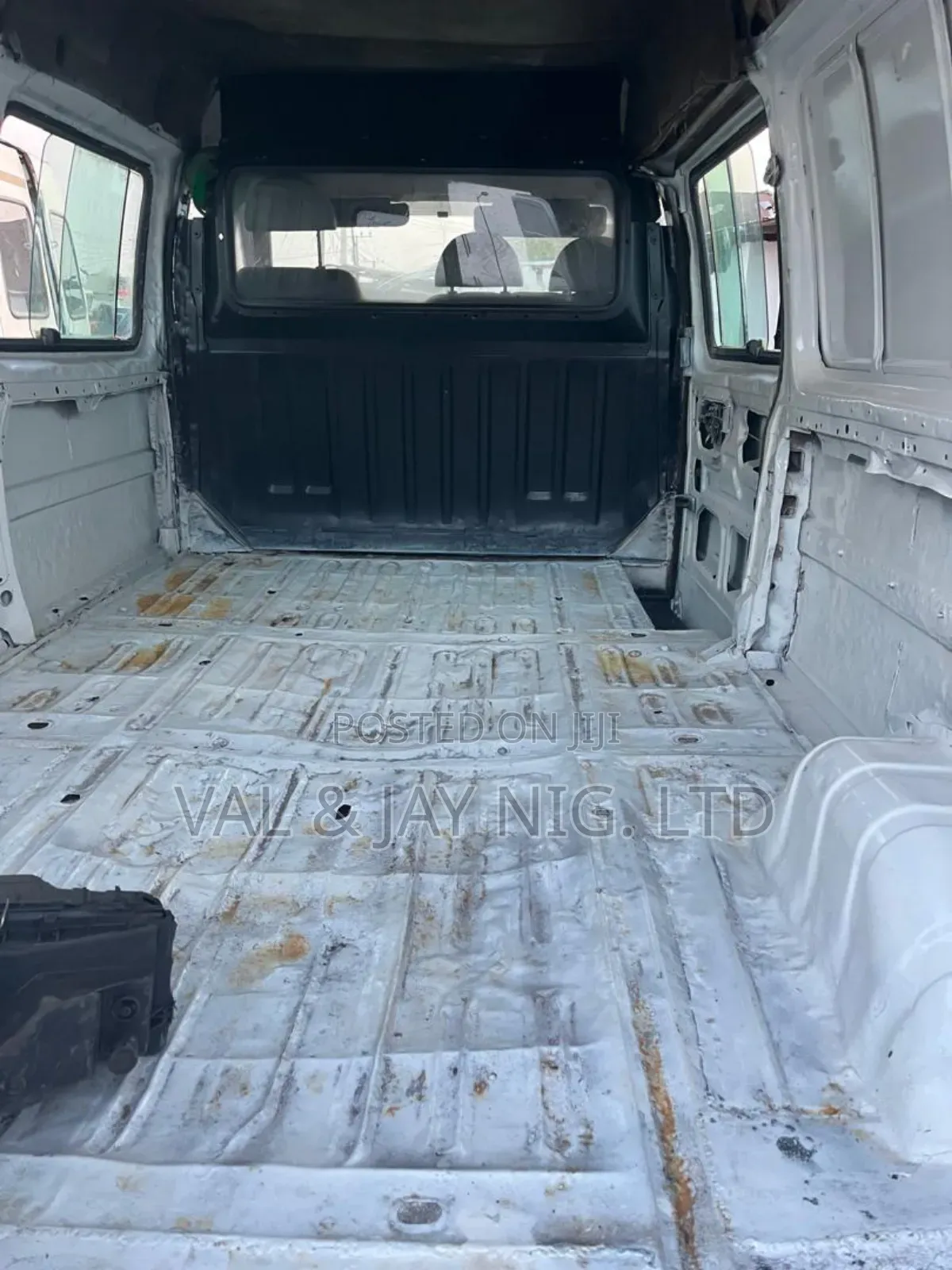 Ford Transit 2001 White