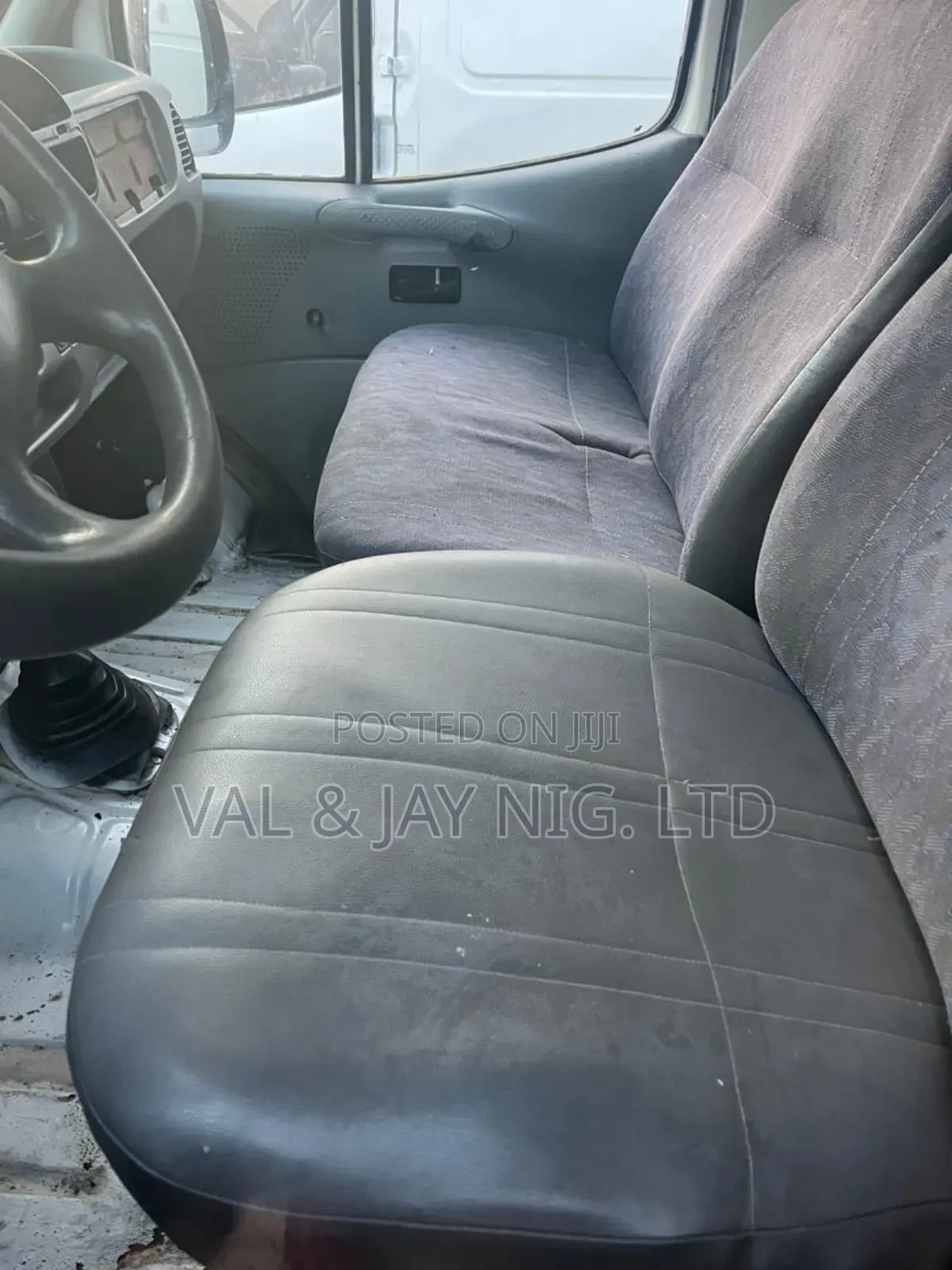 Ford Transit 2001 White