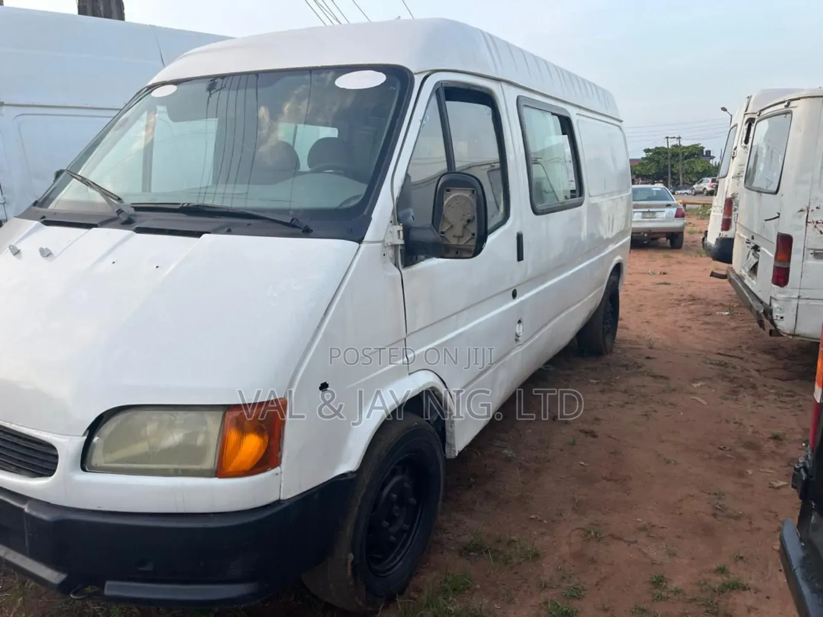 Ford Transit 2001 White