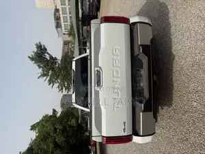 New Toyota Tundra 2025 White