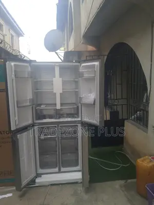 Hisense 392l Refrigerator-Because Everyone Deserves Their Shelf.