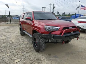 Toyota 4-Runner SR5 4dr SUV 4WD (4.0L 6cyl 5A) 2015 Red