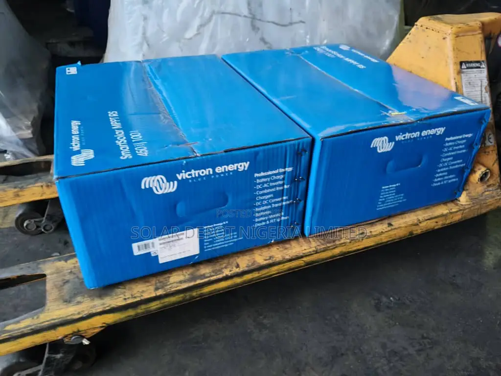 Victron Smart Solar 450v/100a Solar Charge Controller