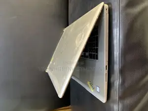 Laptop Dell Inspiron 17 5000 8GB Intel Core I5 HDD 1T