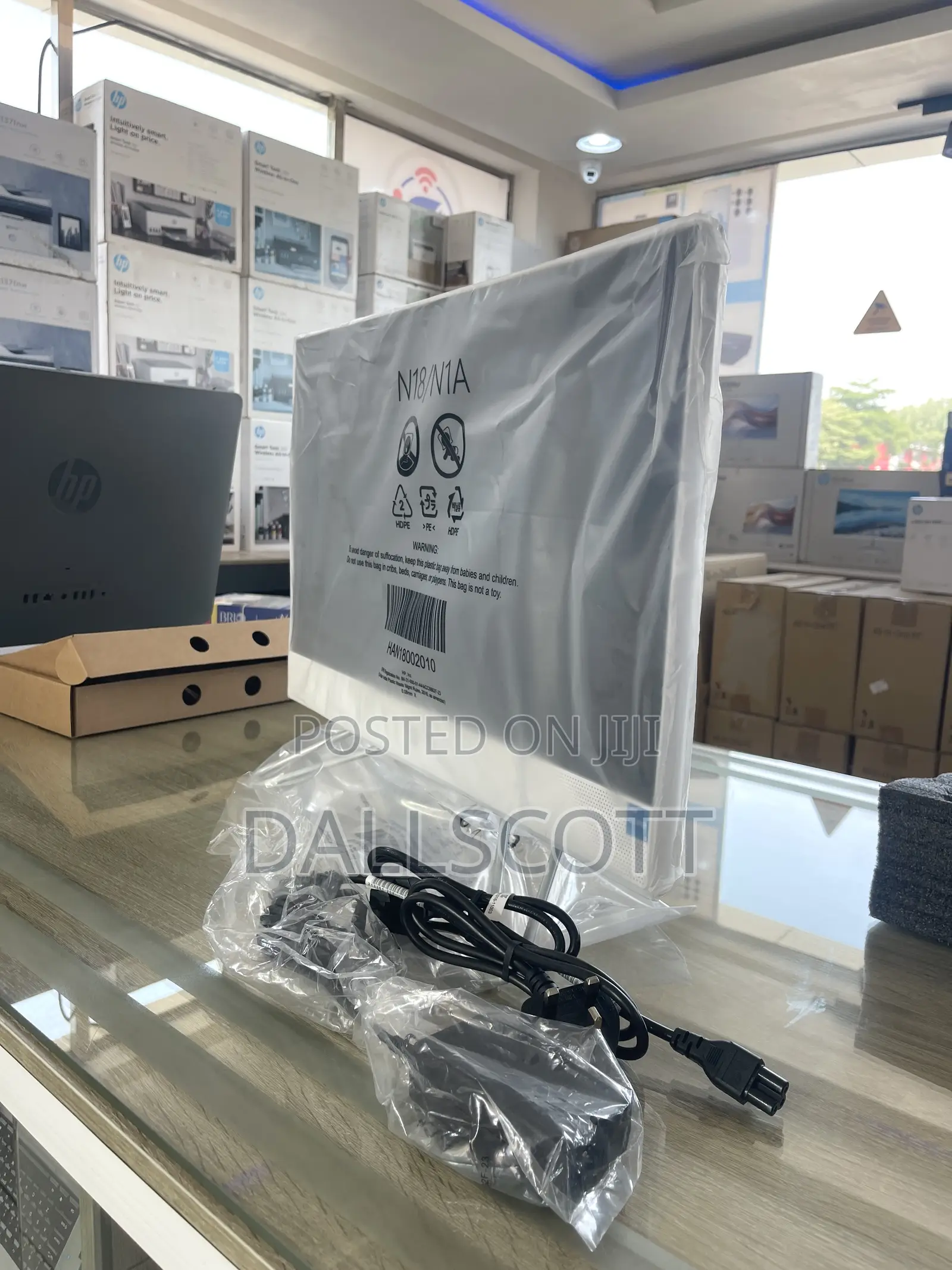 New Desktop Computer HP 8GB Intel Core I3 SSD 512GB