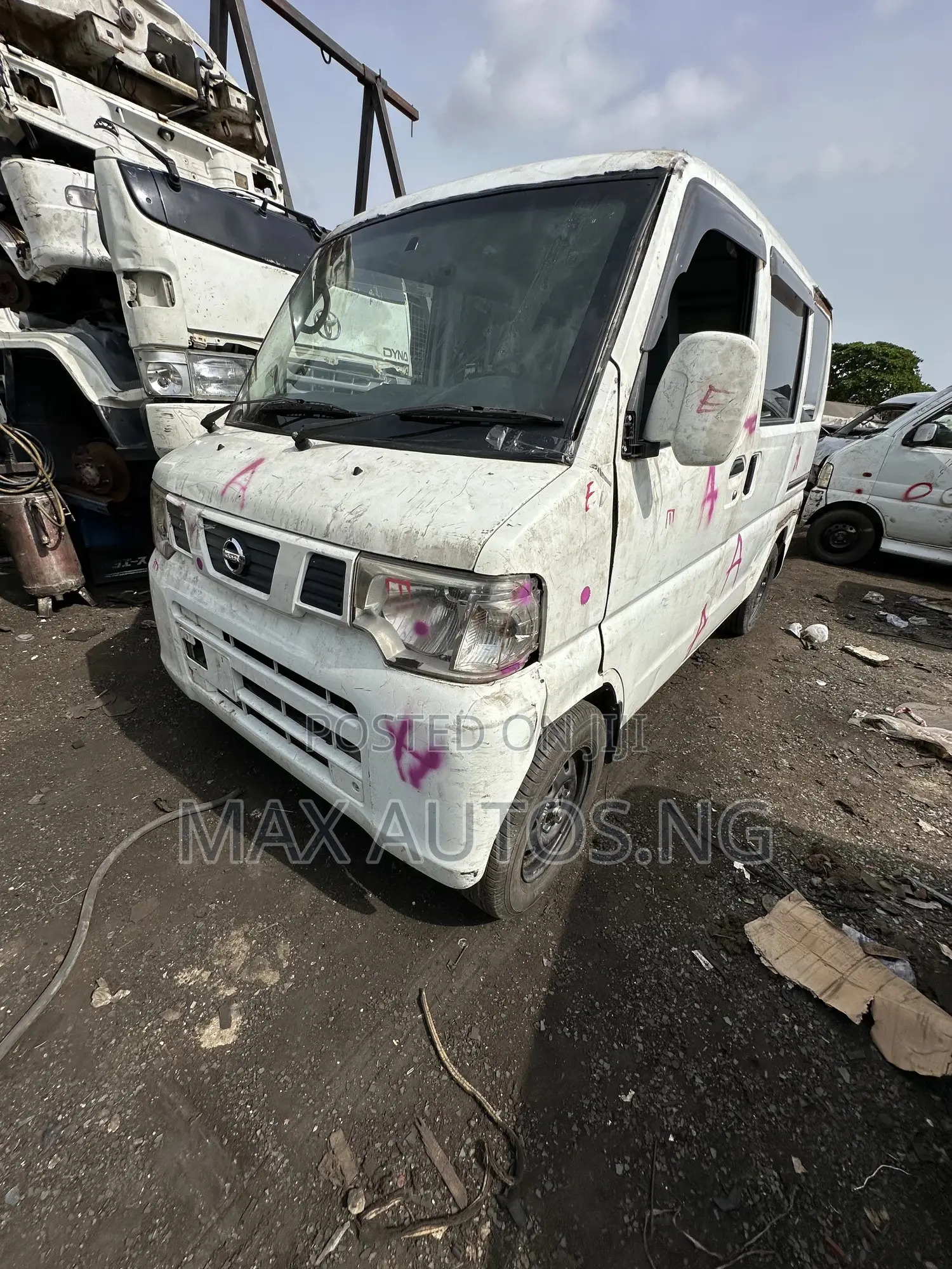 Nissan Clipper 2012 White