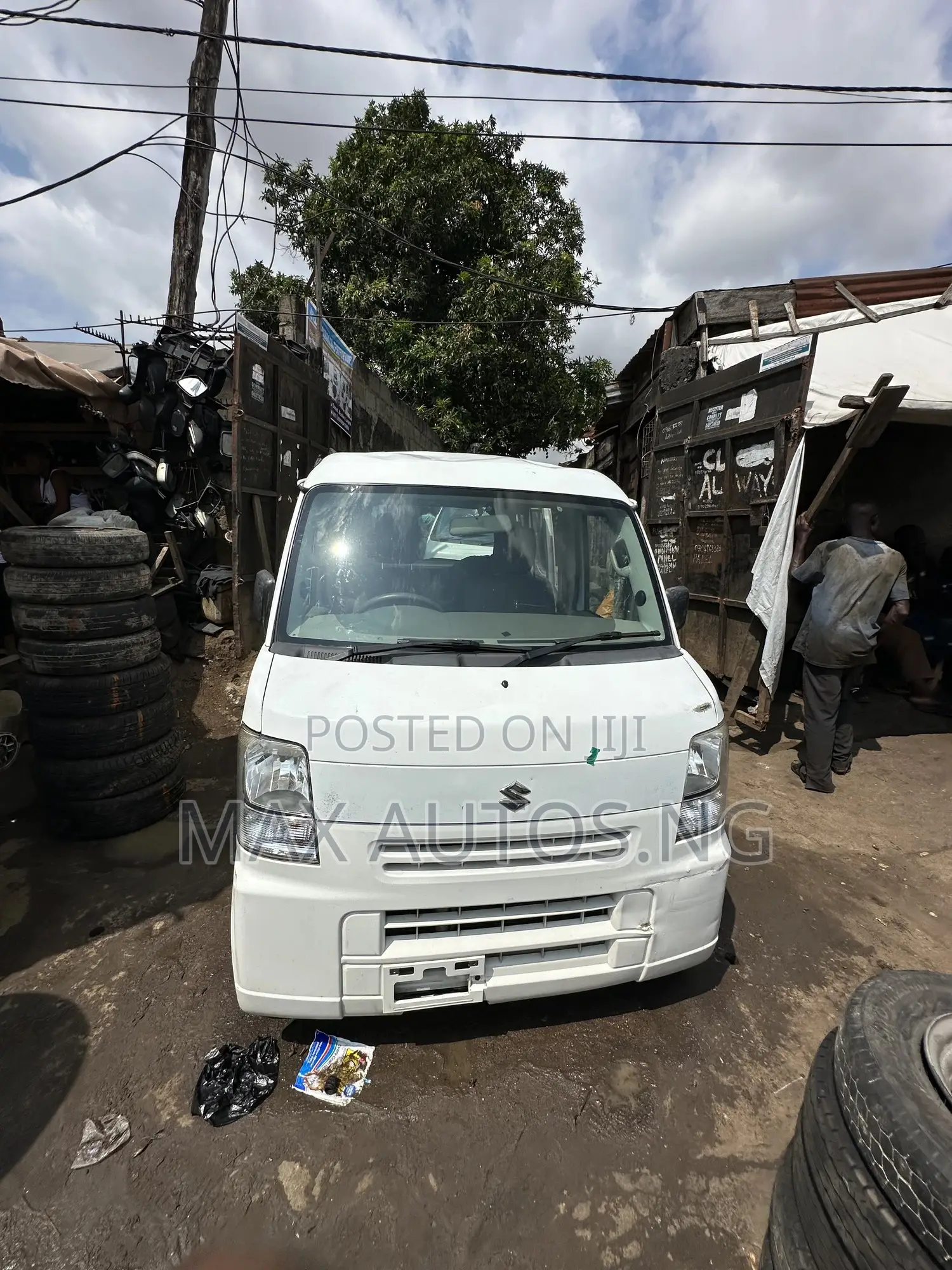 Suzuki Every 2010 White