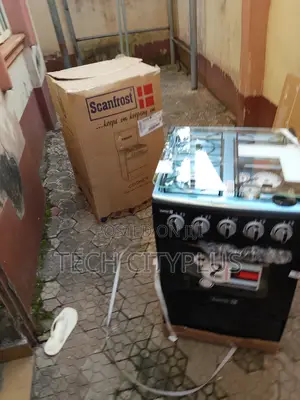 Original Scanfrost 4 Burner Gas Cooker Model Sfc5401b