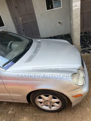 Mercedes-Benz C240 2004 Silver