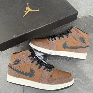 Nike Air Jordan 1 Sneakers