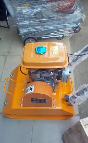 Original Concrete Vibrator Machine