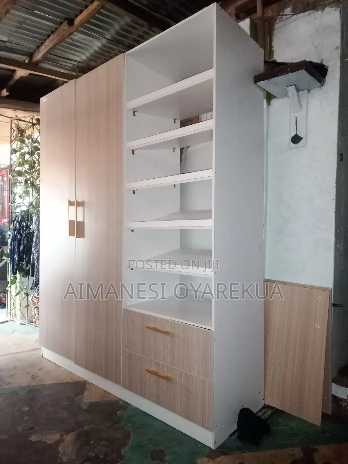 6 Feet Wardrobe