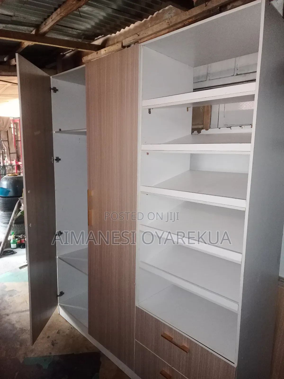 6 Feet Wardrobe