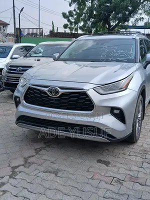 Toyota Highlander Platinum AWD 2020 Silver