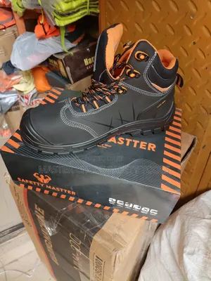 Safety Master Boot