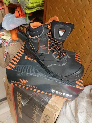 Safety Master Boot