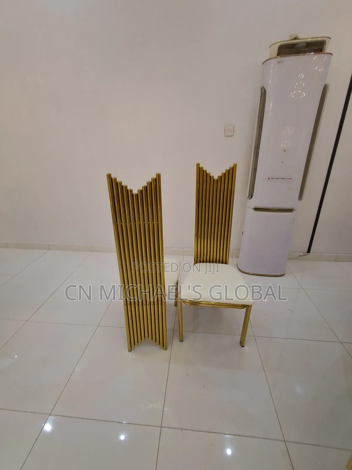 V Shape Vip Chairs