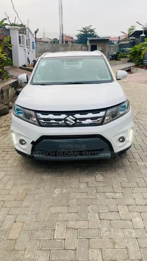 Suzuki Vitara 2016 White