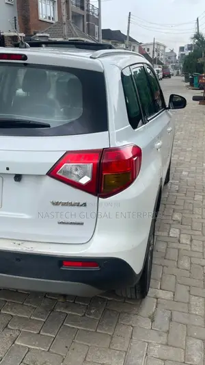 Suzuki Vitara 2016 White