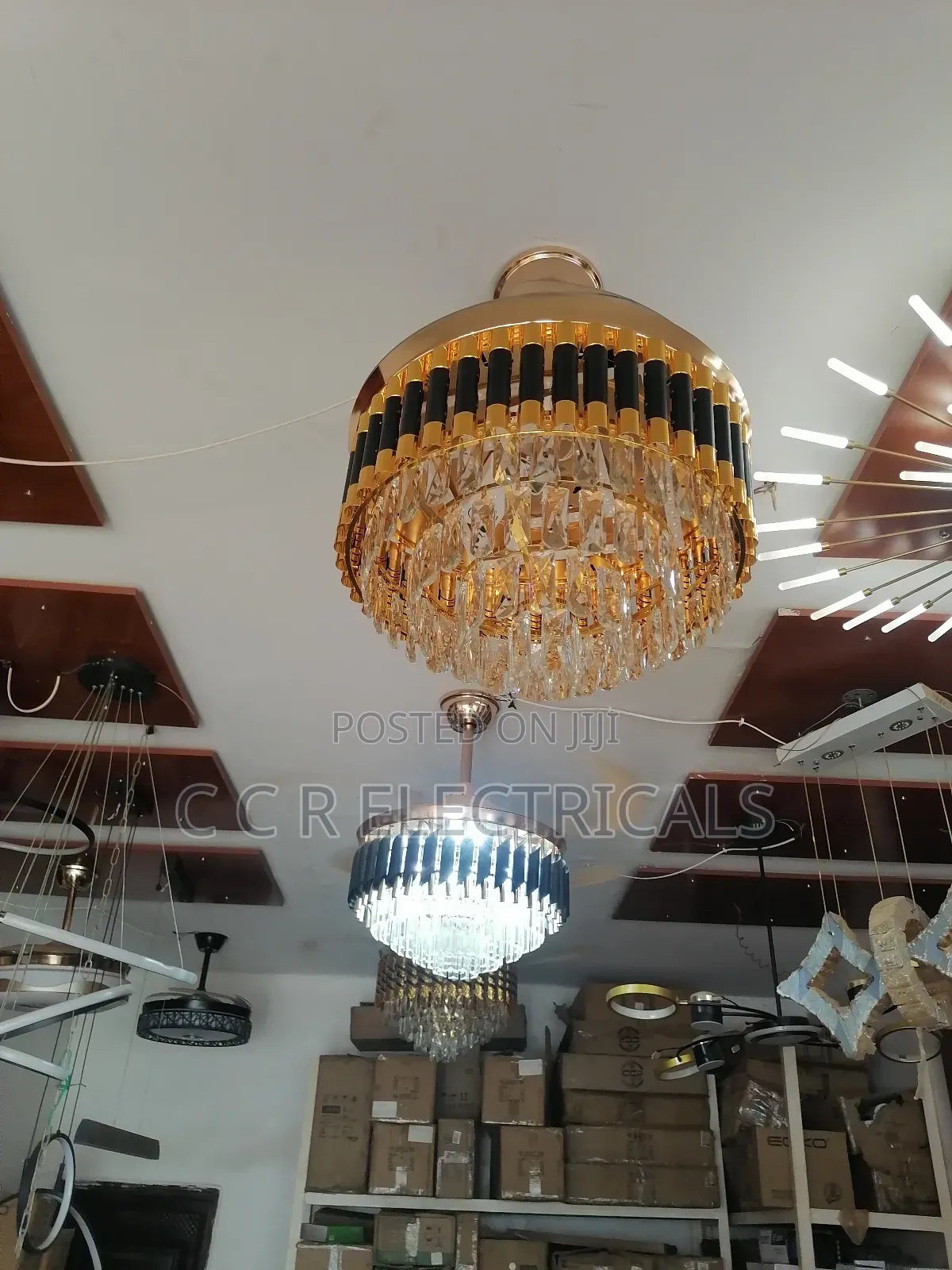 Fan Chandelier Light With Bluetooth Speaker