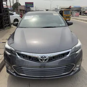 Toyota Avalon XLE Sedar FWD (3.5L 6cyl 6A) 2013 Gray