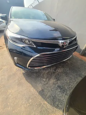 Toyota Avalon XLE FWDSedan (3.6L 6cyl 6A) 2016 Green