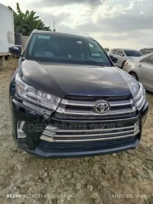 Toyota Highlander XLE V6 4x4 (3.5L 6cyl 6A) 2016 Black